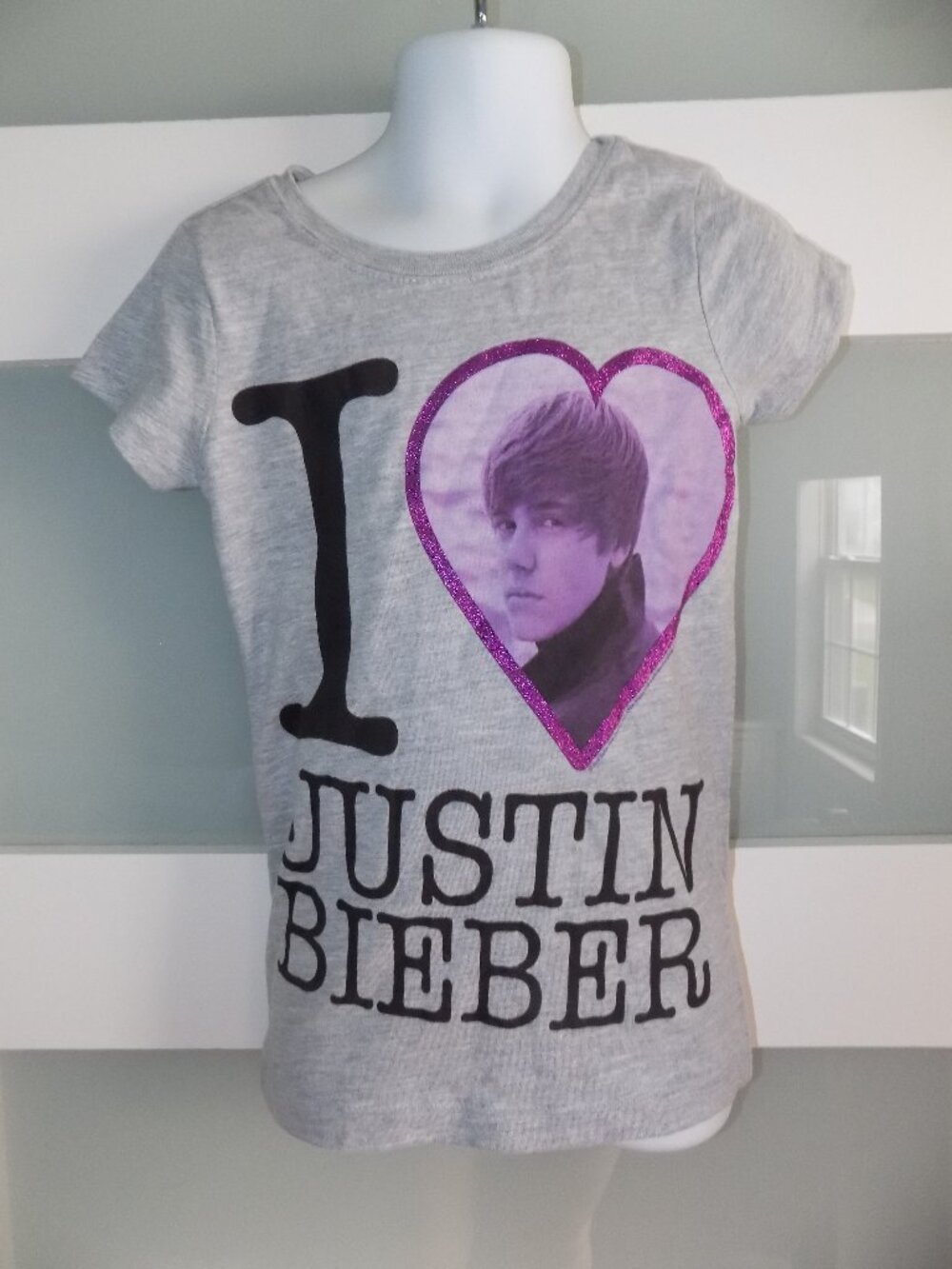 Justin Bieber Shirt Retro Gray SS Graphic Tshirt Size XS (4/5) Girl's NEW HTF
